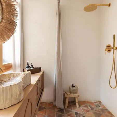 & Exclusive Desing Apartment